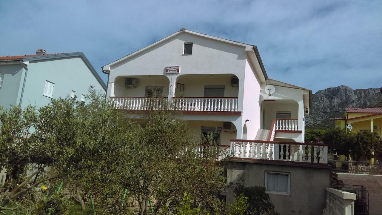 Guesthouse Bili Karlobag Exterior foto